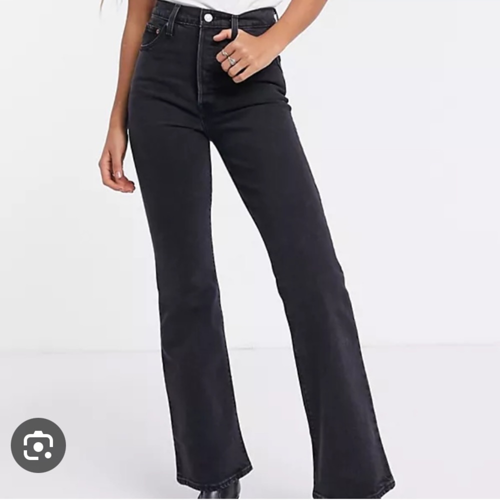 Levi’s size 26 rib cage bootcut jeans in washed black black